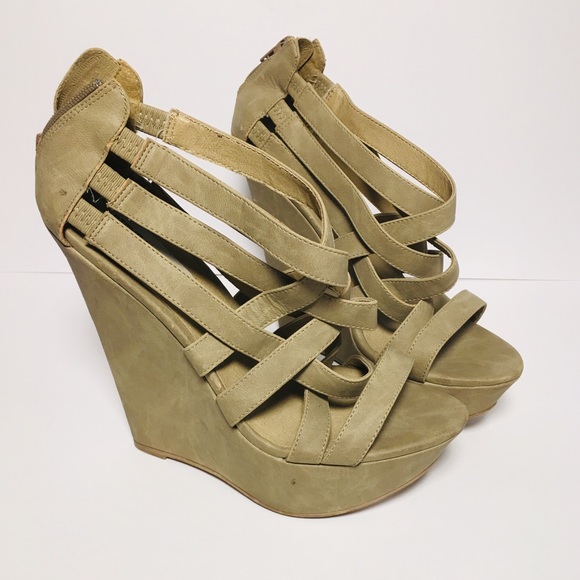 STEVE MADDEN SUMMER WEDGE - Picture 2 of 4